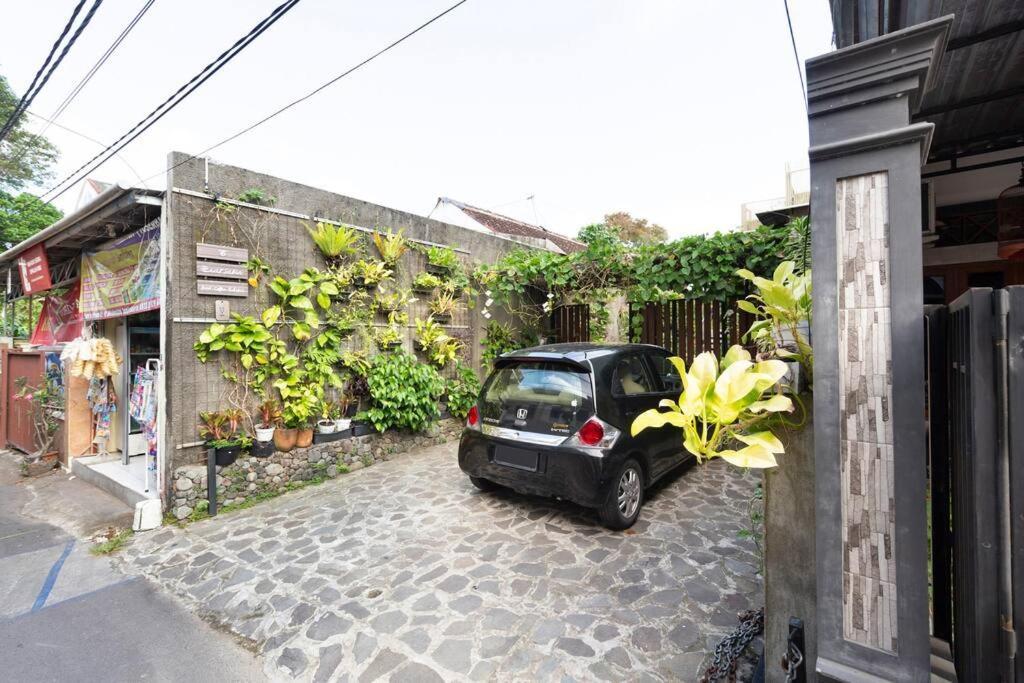 Teras Sabin Hotel Ngabean Exterior foto